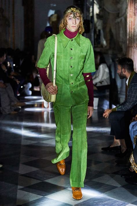 collezione cruise gucci 2020|The Cruise 2020 Fashion Show .